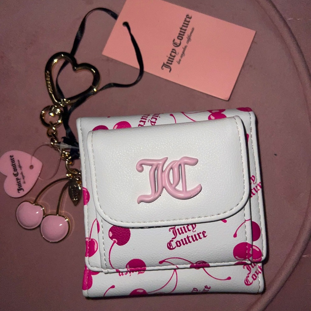 Juicy Couture Cherry 🍒 Wallet
